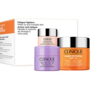 CLINIQUE Superdefense SPF 25 Gift  Set - מארז טיפוח להגנה, לחות והסרת  איפור.