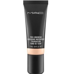 MAC - Pro Longwear Nourishing Waterproof Foundation Nc18